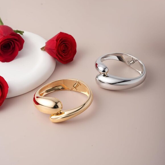 Gold and Silver Polished Chunky Bangle Bracelet for Women with Wide Twisted Cuff - Picture 5 of 7